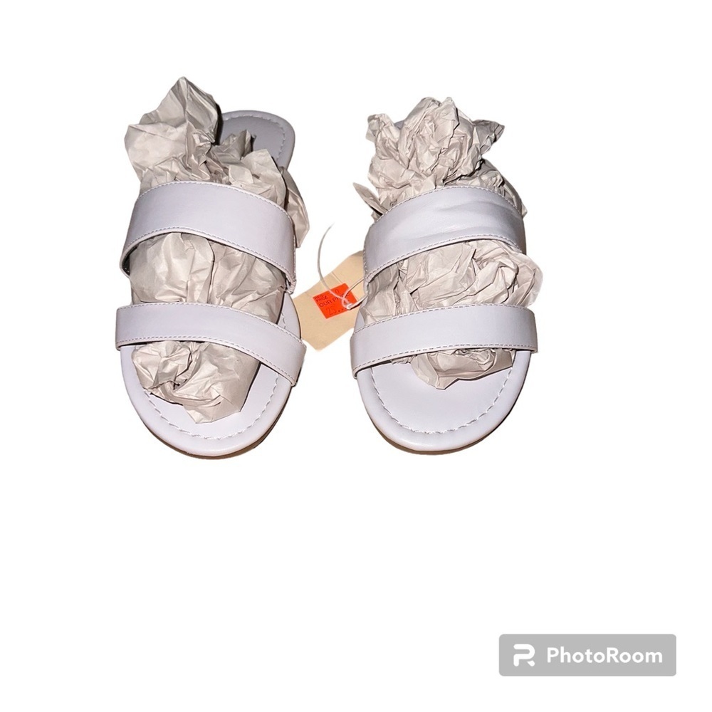 NWT Talbots Sandals